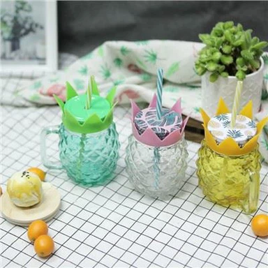 Стъклена бутилка цвят ананас